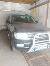 TOYOTA LAND CRUISER