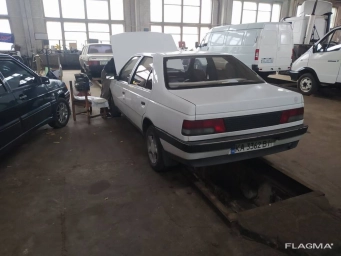 Peugeot 405 1988 года