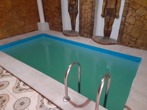 Сдам посуточно и почасово дома в Запорожье.