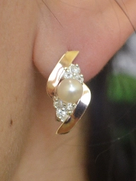 Срібні сережки з перлинами і фіанітами