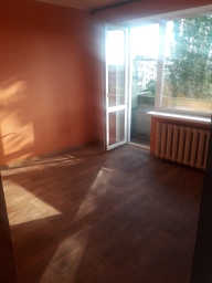 Продам 1-ну квартиру (малосімейка) 4-Зарічний