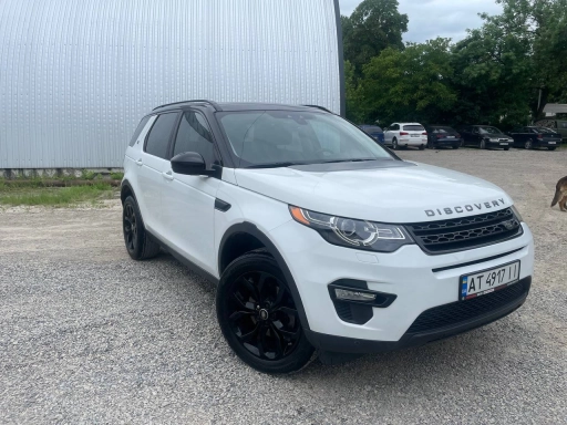 Продам автомобіль лендровер Discovery спорт