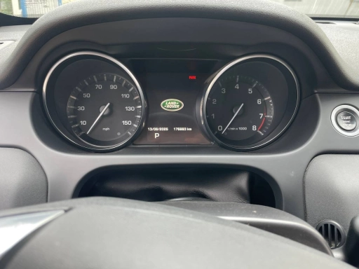 Продам автомобіль Land Rover discovery sport