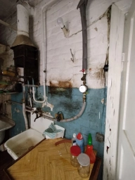 Продам. 2-кімн. 2/2. Нагорка, вул. Дмитра Донцова 15