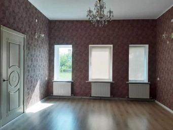 Продам. Будинок площею 144 кв. м, ділянка 12 соток. Ігрень, вул. Василя Филоновича.