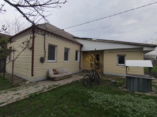 Продам будинок 70 м. кв. 18 соток. Підгородне, пров. 1-й Залізничний.