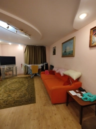 Продам. 3-кімн. кв. 2/5, вул. Осіння