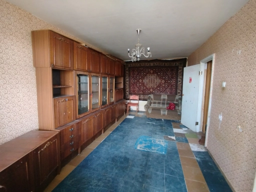 Продам. 2-к.кв. 6/9, вул. Калинова, 77-А