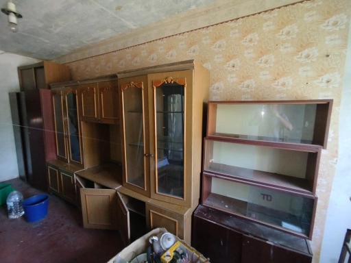 Продам. 2-к.кв. 2/5, Самарівка, вул. Дзвінка 21