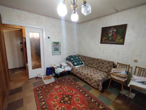 Продам. 2-к.кв. 3/9, ж/м Придніпровськ, вул.Олександра Данченка